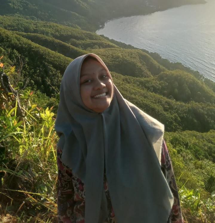 Naillah Insyira L